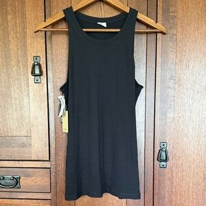 NWT Wilfred Free Go-To Tank